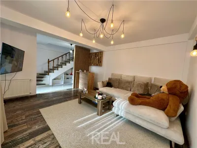 Casa de vannzare Bragadiru -Triplex 116 mp + curte proprie 105 mp