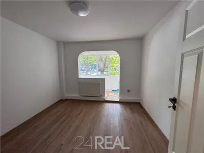 Apartament parter zona Tineretului - renovat complet