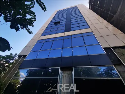 Cladire de vanzare - pretabila clinica, hotel, birouri, rezidential