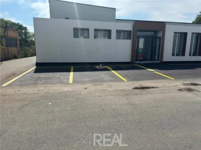 Spatiu industrial/ showroom de inchiriat - Preciziei de la 200 mp