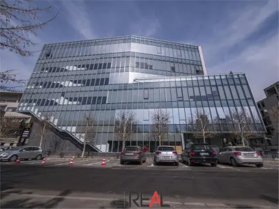 Birou inchiriat in Herastrau Office Building - 363 mp