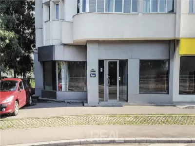 Inchiriere spatiu comercial stradal Metrou Aurel Vlaicu - 107 mp