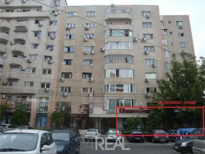 Inchiriere spatiu comercial Piata Muncii - pretabil birouri/retail
